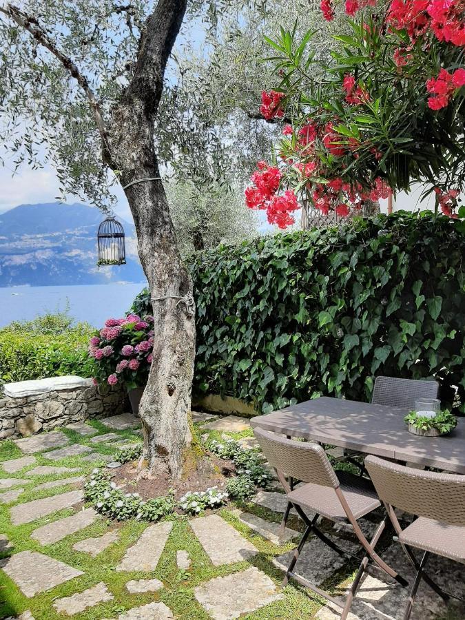 Villa Sul Lago Con Pontile Privato A Brenzone Sul Garda - Unique And Exclusive Luaran gambar