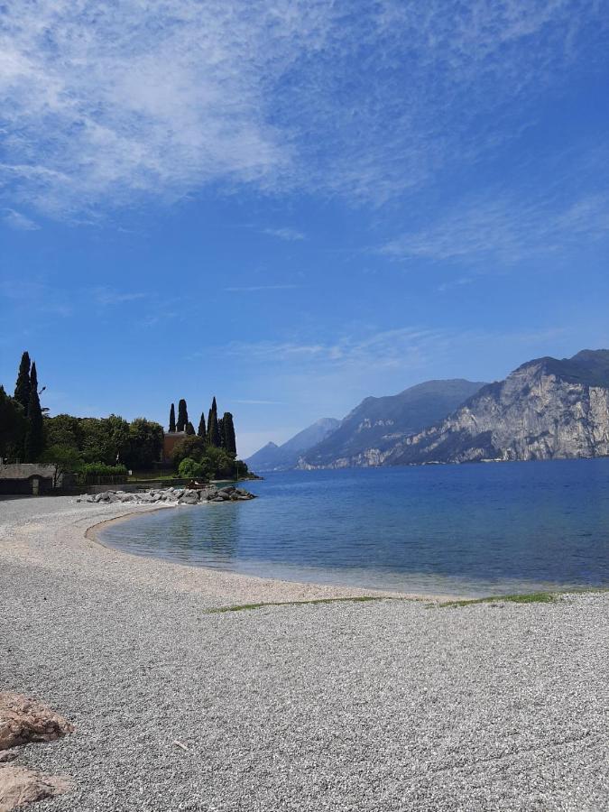 Villa Sul Lago Con Pontile Privato A Brenzone Sul Garda - Unique And Exclusive Luaran gambar
