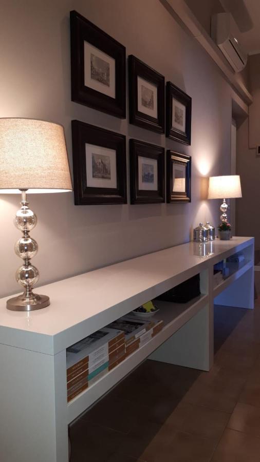Villa Sul Lago Con Pontile Privato A Brenzone Sul Garda - Unique And Exclusive Luaran gambar